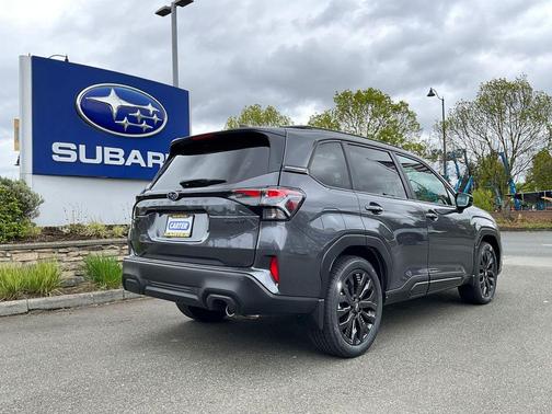 Magnetite Gray Metallic 2026 Subaru Forester Sport