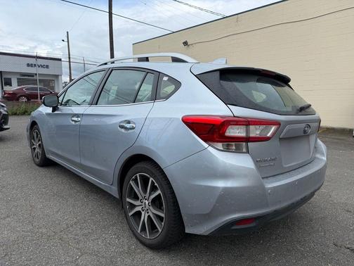 Ice Silver Metallic 2019 Subaru Impreza 2.0i Limited