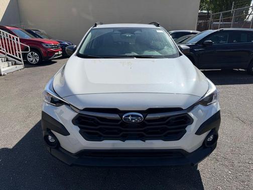 Crystal White Pearl 2024 Subaru Crosstrek Premium