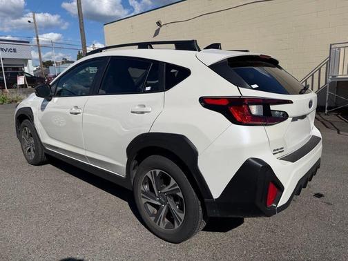 Crystal White Pearl 2024 Subaru Crosstrek Premium