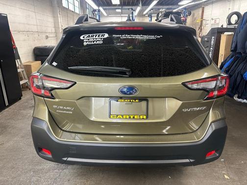 2024 Subaru Outback Premium