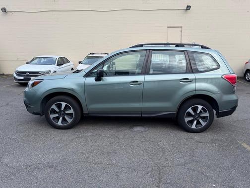 2017 Subaru Forester 2.5i