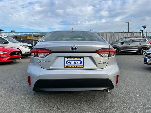 2024 Toyota Corolla Hybrid LE