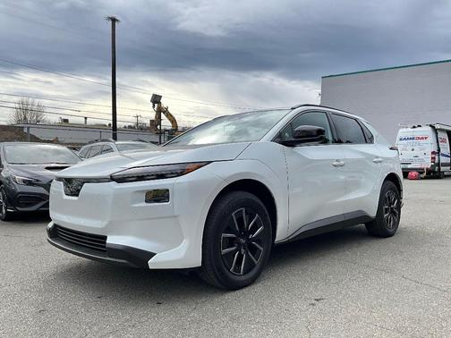 Pearl 2026 Subaru Solterra Premium