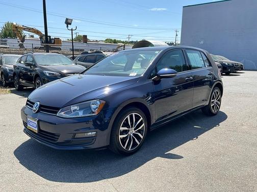 2017 Volkswagen Golf TSI SE 4-Door
