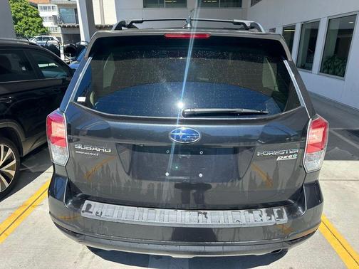 Dark Gray Metallic 2017 Subaru Forester 2.5i Limited