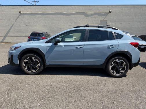 Cool-Gray Khaki 2021 Subaru Crosstrek Limited