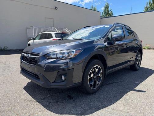 Dark Gray Metallic 2019 Subaru Crosstrek 2.0i Premium