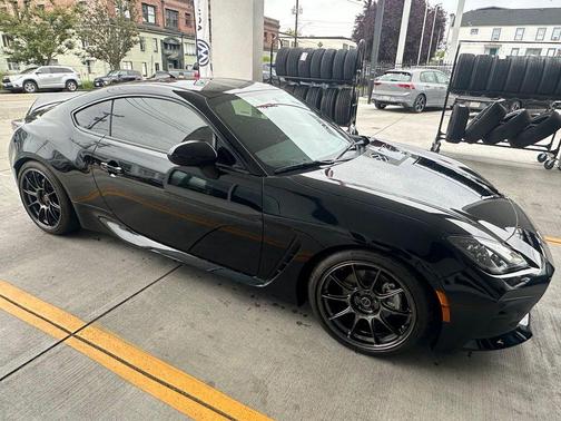Raven Black 2023 Toyota GR86 Premium