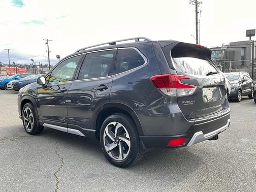 2023 Subaru Forester Touring