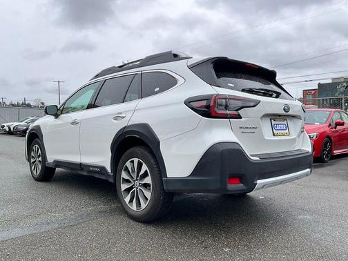 2024 Subaru Outback Touring XT