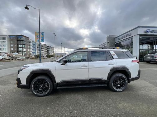 Crystal White Pearl 2026 Subaru Outback Wilderness