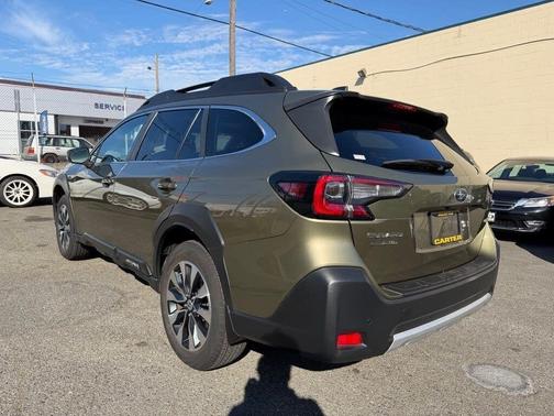 Autumn Green Metallic 2023 Subaru Outback Limited