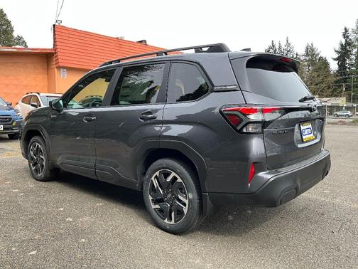 Magnetite Gray Metallic 2026 Subaru Forester Premium