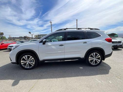 White 2019 Subaru Ascent Touring 7-Passenger