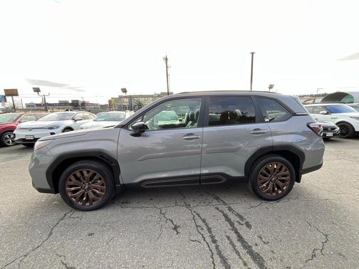 2025 Subaru Forester Sport
