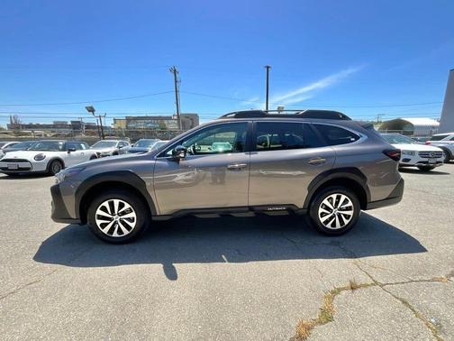 Brilliant Bronze Metallic 2024 Subaru Outback Premium