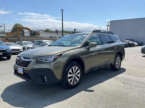 2022 Subaru Outback Premium