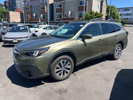 2022 Subaru Outback Premium
