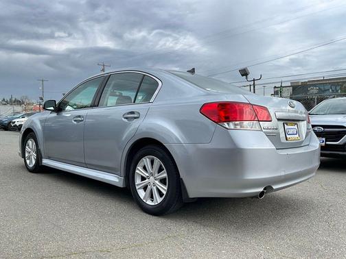 Ice Silver Metallic 2012 Subaru Legacy 2.5i Premium