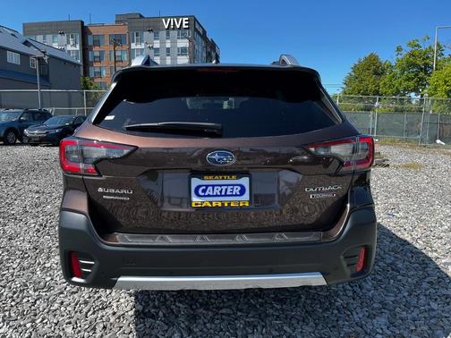 2022 Subaru Outback Touring