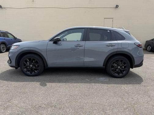 Urban Gray Pearl 2024 Honda HR-V Sport