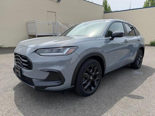 Urban Gray Pearl 2024 Honda HR-V Sport