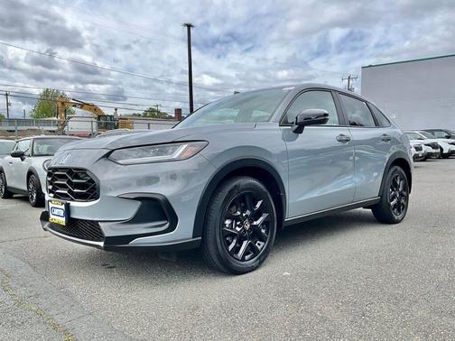 Urban Gray Pearl 2024 Honda HR-V Sport