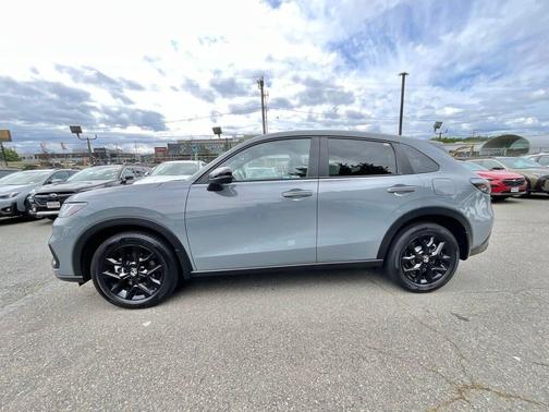 Urban Gray Pearl 2024 Honda HR-V Sport