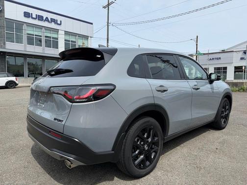 Urban Gray Pearl 2024 Honda HR-V Sport