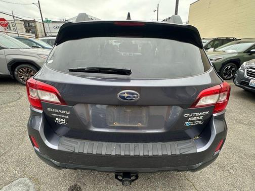 Carbide Gray Metallic 2016 Subaru Outback 2.5i Limited