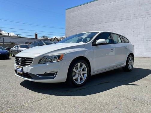 Ice White 2015 Volvo V60 T5