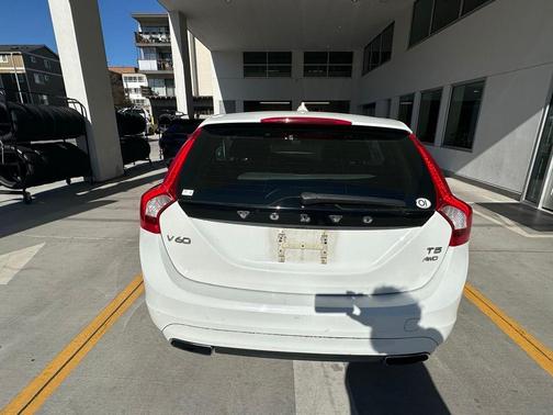 2015 Volvo V60 T5
