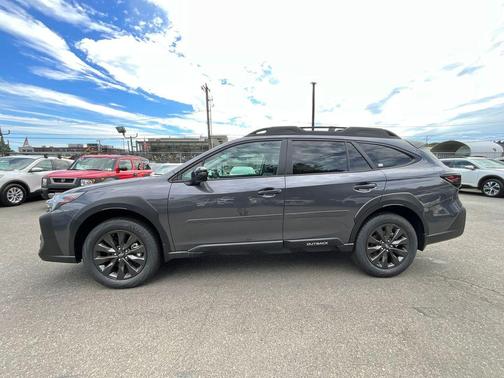Magnetite Gray Metallic 2025 Subaru Outback Onyx Edition