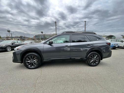 Magnetite Gray Metallic 2025 Subaru Outback Onyx Edition