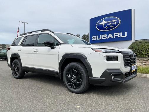 Crystal White Pearl 2026 Subaru Outback Limited