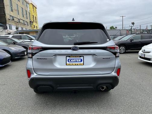 Ice Silver Metallic 2025 Subaru Forester Touring