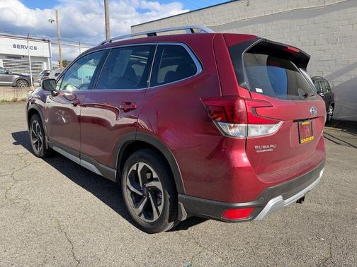2023 Subaru Forester Touring
