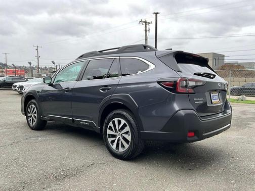 2023 Subaru Outback Premium