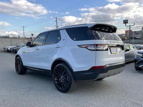 2020 Land Rover Discovery SE