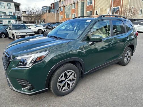 2023 Subaru Forester Premium