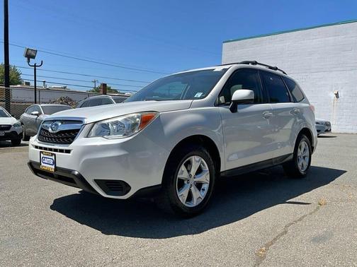 Satin White Pearl 2015 Subaru Forester 2.5i Premium