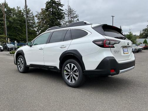 2025 Subaru Outback Touring XT