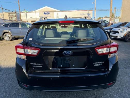 2017 Subaru Impreza 2.0i Limited