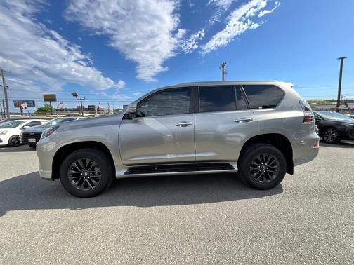 2022 Lexus GX 460 Base