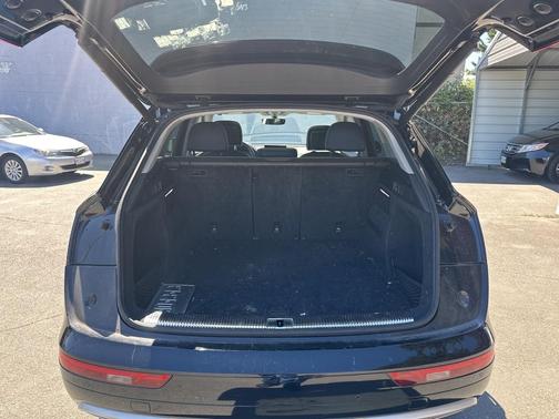 2018 Audi Q5 2.0T Premium Plus