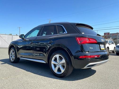 2018 Audi Q5 2.0T Premium Plus