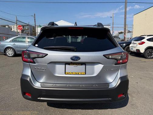 Ice Silver Metallic 2024 Subaru Outback Premium