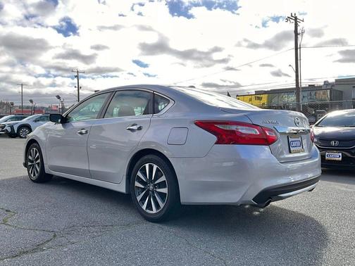 2017 Nissan Altima 2.5 SV