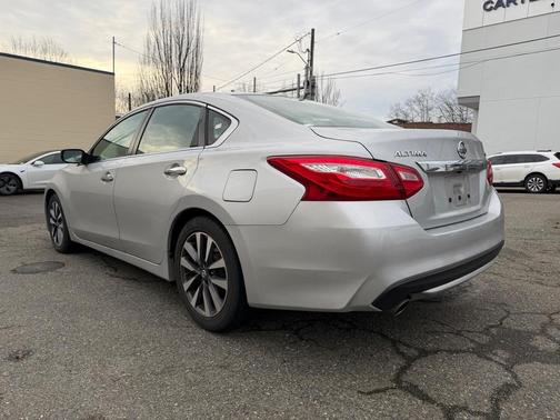 2017 Nissan Altima 2.5 SV